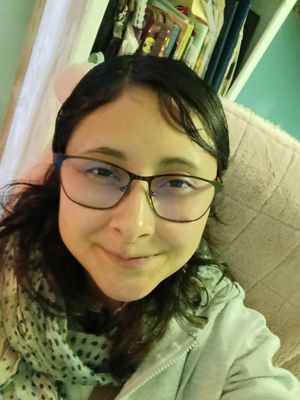 Ivone, 32
