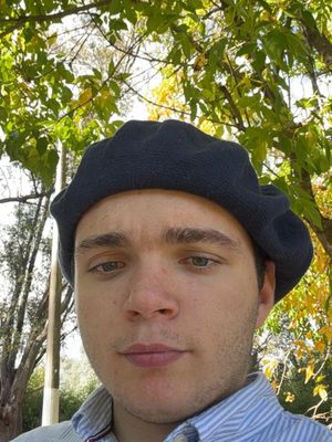 Gonzalo, 20