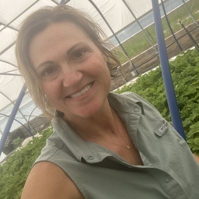 Angela, 56