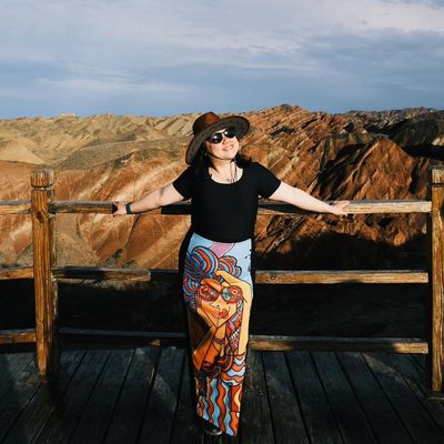 Jennife, 36