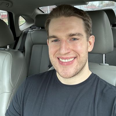 Andrew, 34