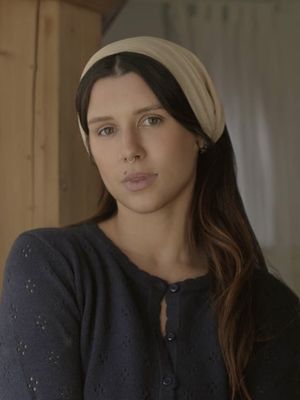 Joanna, 26