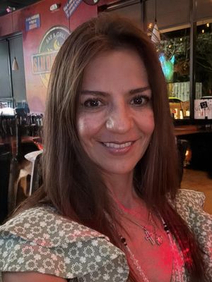 Edna, 53