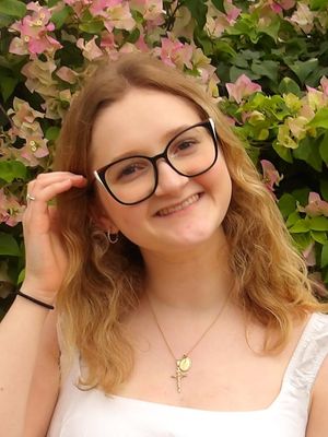 Anna, 20