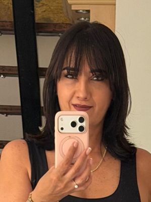 Marisol, 53
