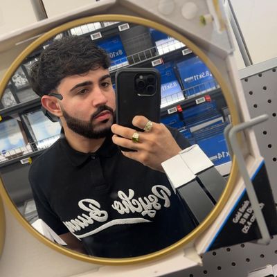 Diego, 22