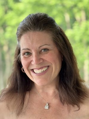 Robin, 48