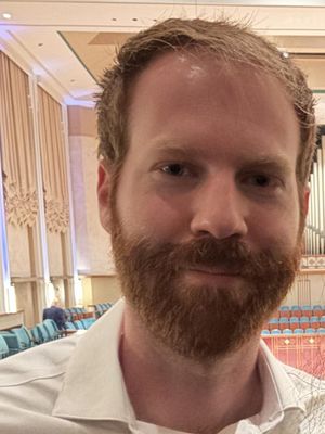 Christian, 29