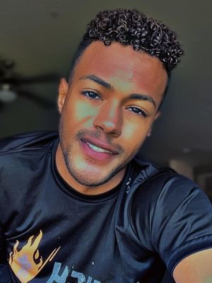 Daniel, 34