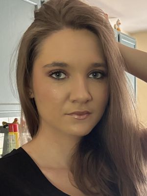 Jasmine, 24