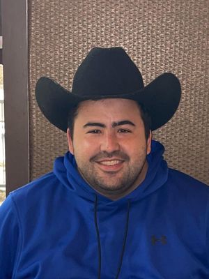 Everardo, 34