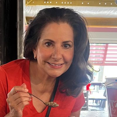 Tina, 62