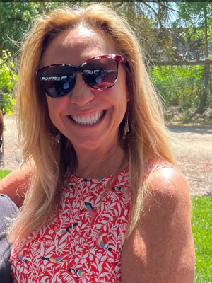 Ellen, 65