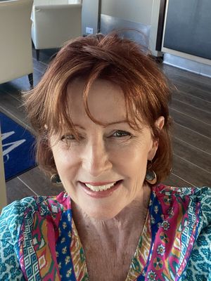 Gloria, 65