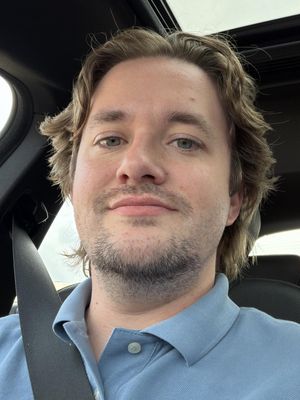 Zachary, 31