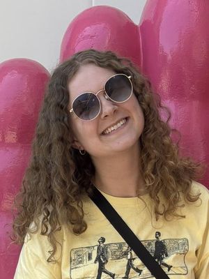 Hailey, 21