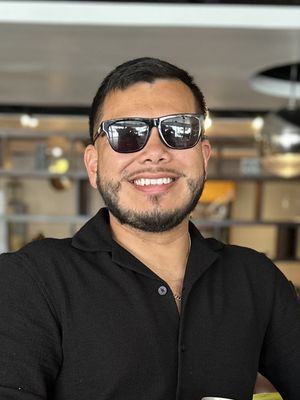 JD, 28