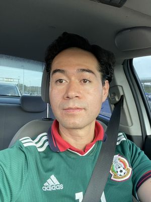 Jose, 44