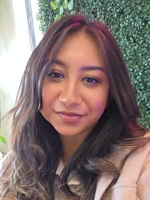 Daisy, 29