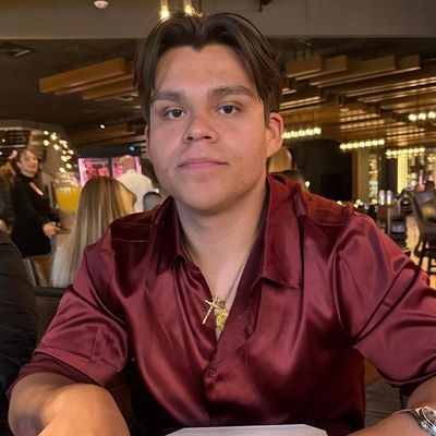 Christopher, 22