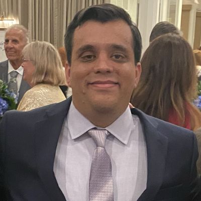 Renato, 30