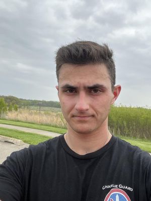 Joe, 23