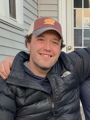 Alex, 32