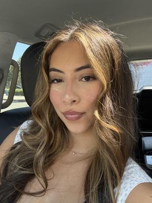 Emma, 21
