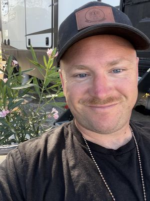 Bryce, 37