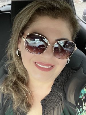 Rocio, 52