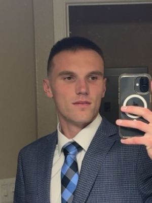 Logan, 22