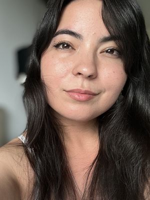 Gabriela, 31