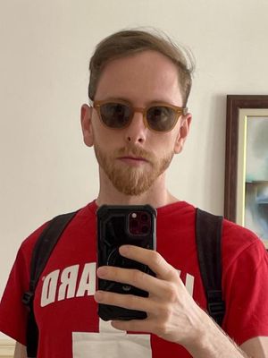 Riccardo, 32