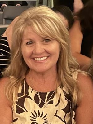 Julie, 58
