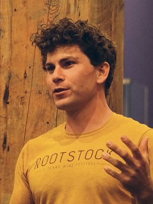 Joey, 35