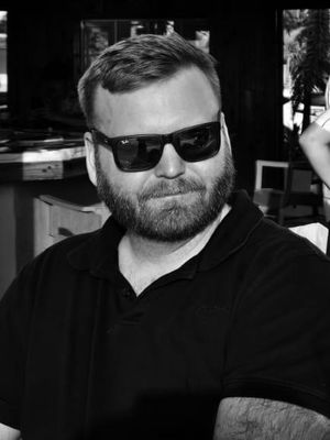 Sean, 30