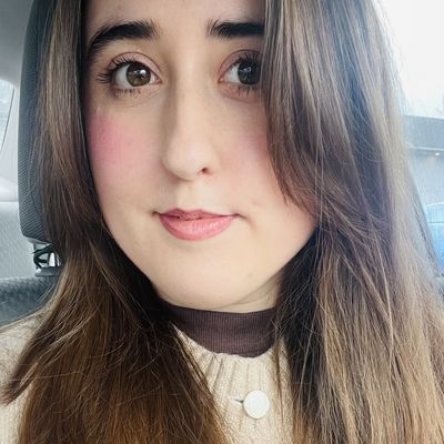 Shannon, 32