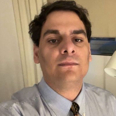 Max, 29