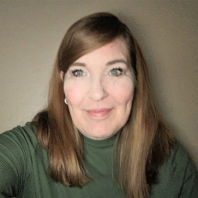 Julie, 62