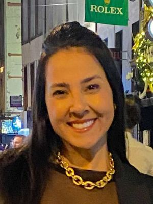 Vivi, 34