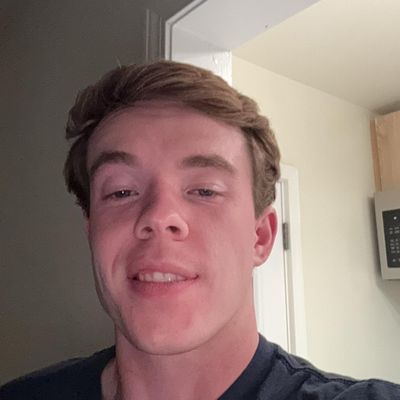 Ian, 23