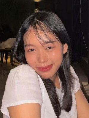 Bernadetha, 23