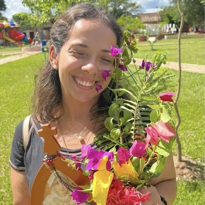 Pilar, 31