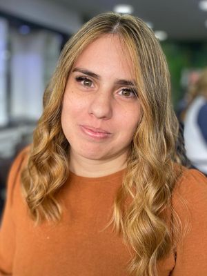 Jazmin, 27