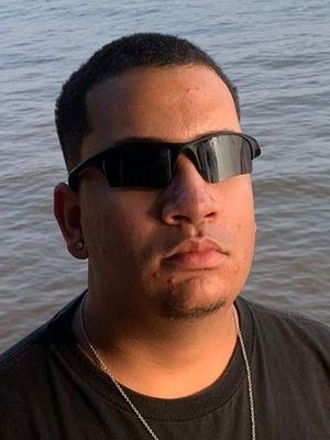 Jose Eduardo, 20