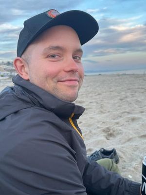 Peter, 35