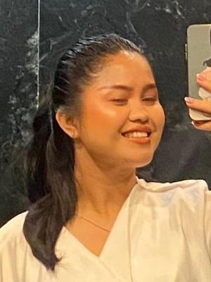 Ayu, 28