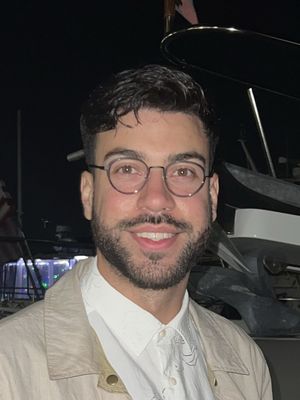 Emmanuel, 29