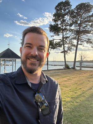 Charles, 40