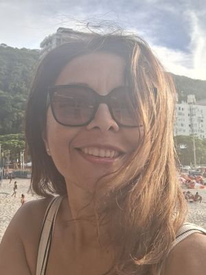 Ana, 52